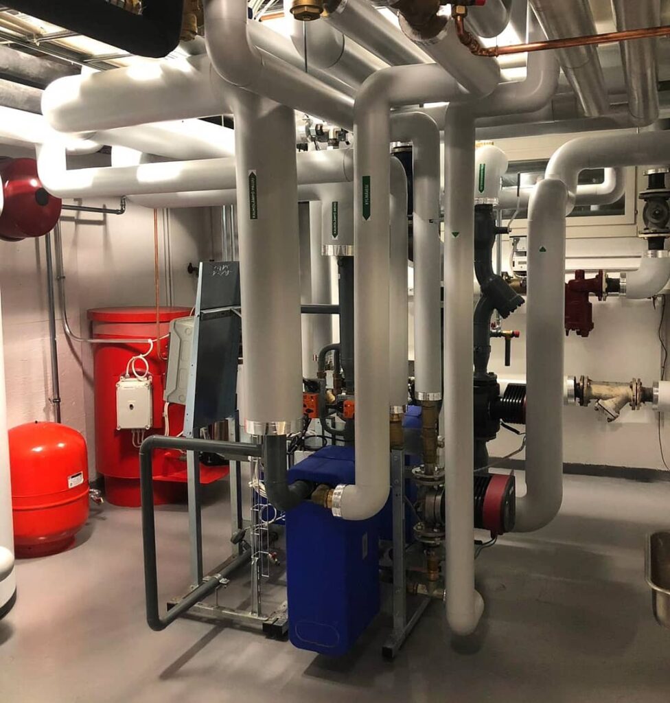 Kaukolämpökeskuksen saneeraukset helsinki ja tampere
